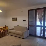 Casa Di Campagna بيت للعطل أوستوني