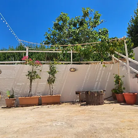 Casa Di Campagna * 奥斯图尼