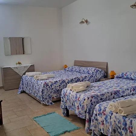 度假居 Casa Di Campagna 奥斯图尼