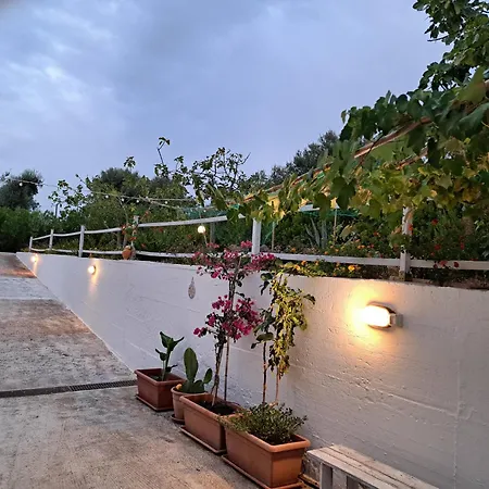 Casa Di Campagna * 奥斯图尼