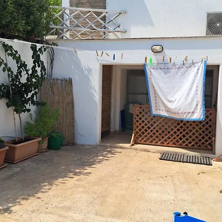 펜션 Casa Di Campagna 오스투니