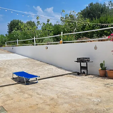 펜션 Casa Di Campagna 오스투니